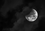 luna e nuvole_ritaglio_firma.jpg